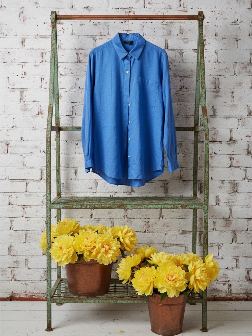 Lord and Taylor Vintage cotton blue top